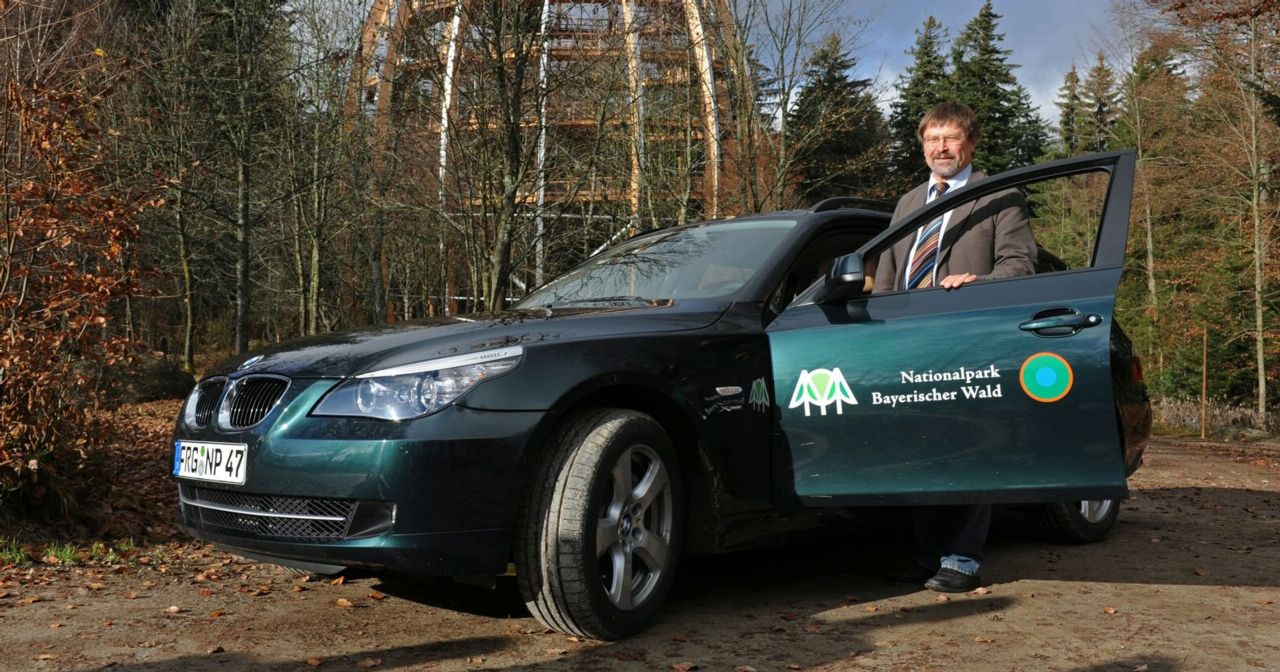 BMW 5-Series (5 555 555)